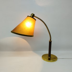 Josef Frank  /  J.T. Kalmar table lamp. Model No. 1092  (&quot;Tisch Überall&quot;)