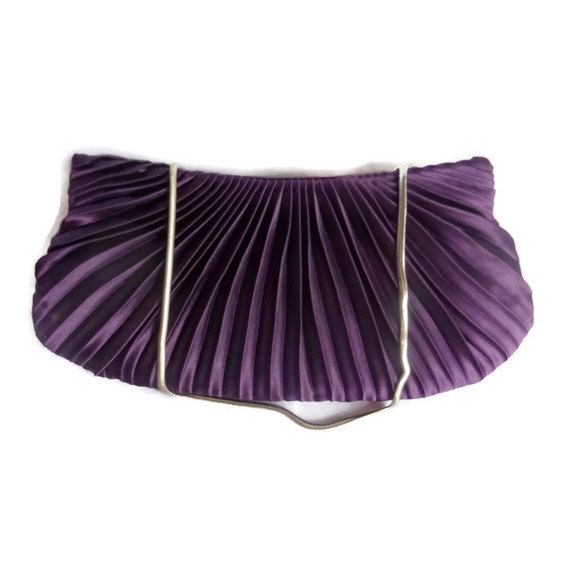 violet purse