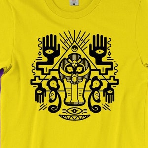 Cofagrigus T-SHIRT &#39;Golden Tomb&#39; // Yamask // Ghost Type // Egyptian Style // Halloween