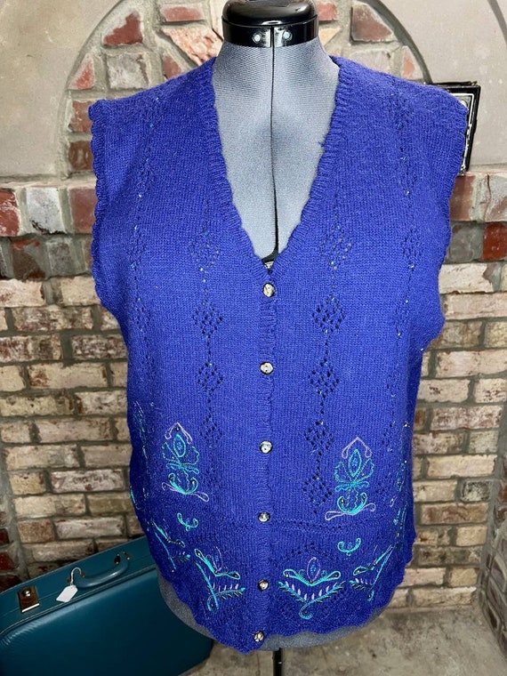Sweater vest lace embroidered purple green blue vi