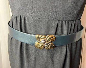 Vintage Blue Snakeskin Belt: Skinny Reptile Leather, Size M  display picture 1