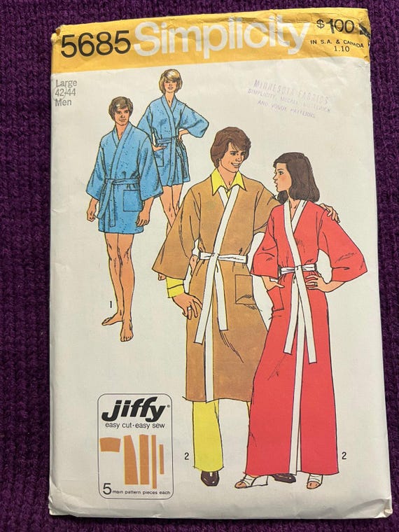 Simplicity 9507 unisex robe pattern - image 1