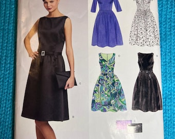 new look 6723 Schnittmuster Kleid fit and flare Gr. 8-18