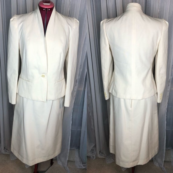 Raphaelo cream suit puff sleeve sz 8