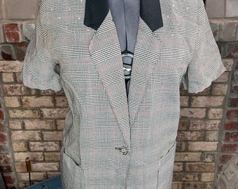 Blazer 1980s short sleeved plaid black white red statement boyfriend preppy