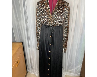 Vanity fair purple label leopard print dressing gown 1960s