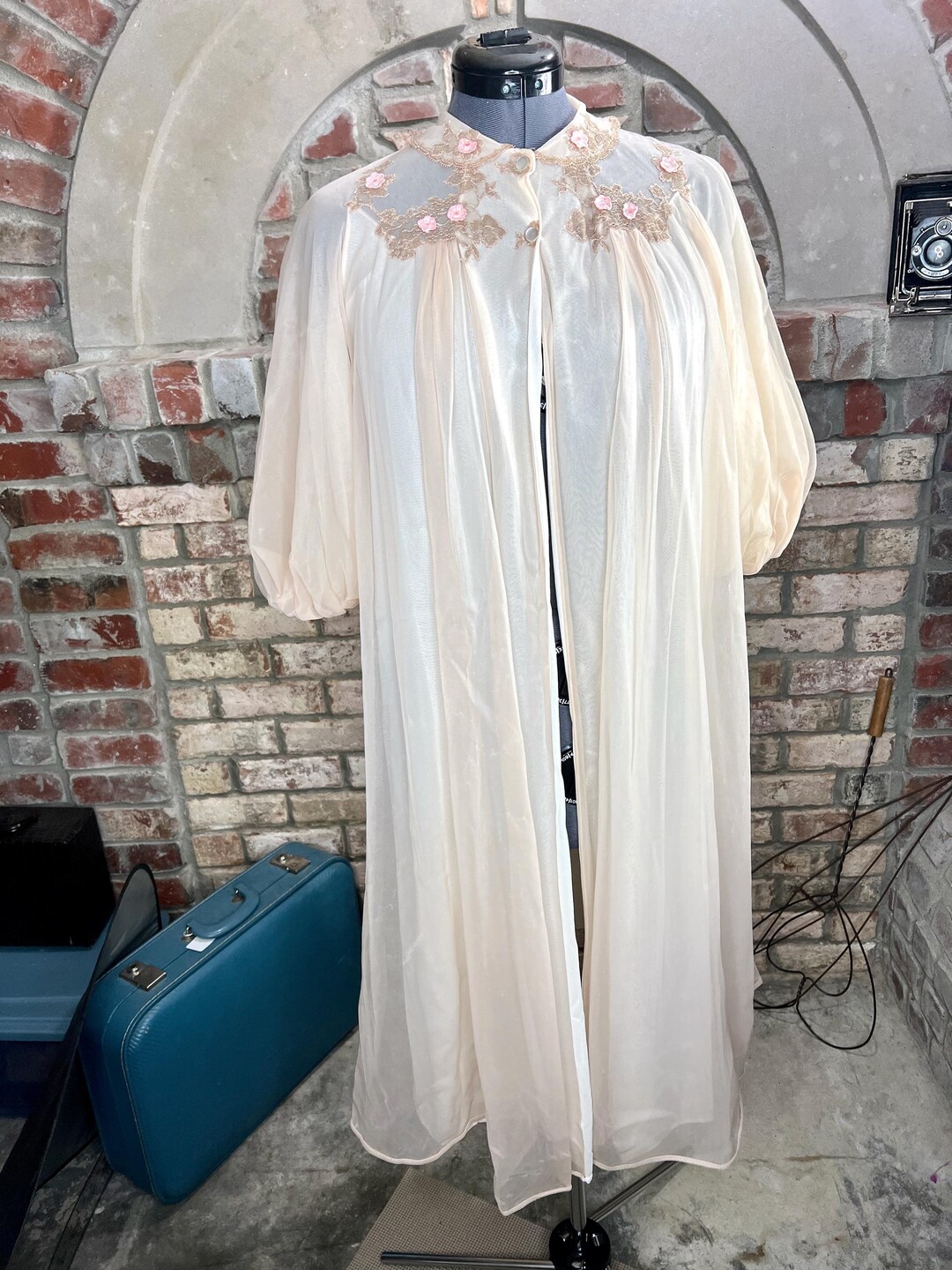 Powder Puff Robe Robe Chiffon Puff Sleeve Cream Pink Brown Taupe Floral 1950s - Etsy