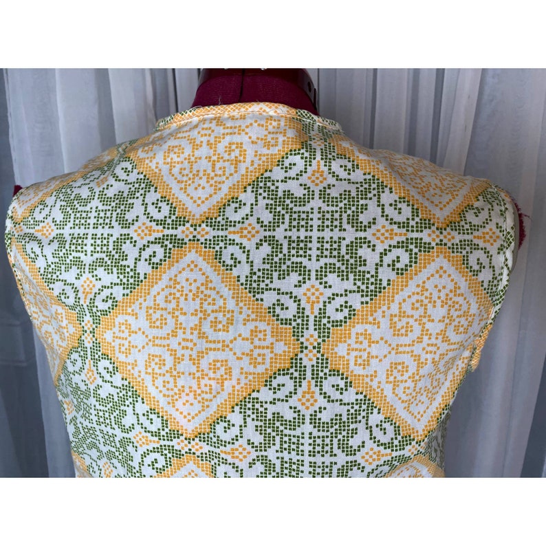 top Vintage 60\u2019s yellow green patch pockets