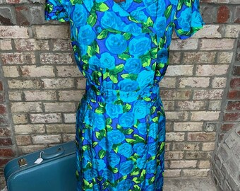 dagjurk jaren 1950 met knopen aan de voorkant koud rayon