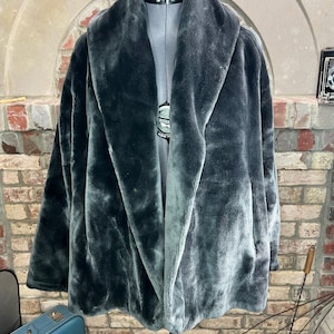 Faux fur coat black