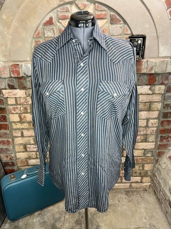 open range western top striped black gray pearl sn