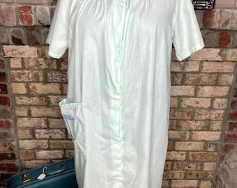 Vintage huisjurk dartelend geborduurd zakzandloper groenblauw