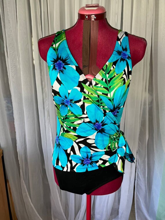 V Neck Lace Up Boho Breeze Blue Floral Swimsuit&Pants