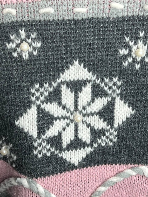 sweater intarsia 1980s embellished snowflakes pin… - image 7