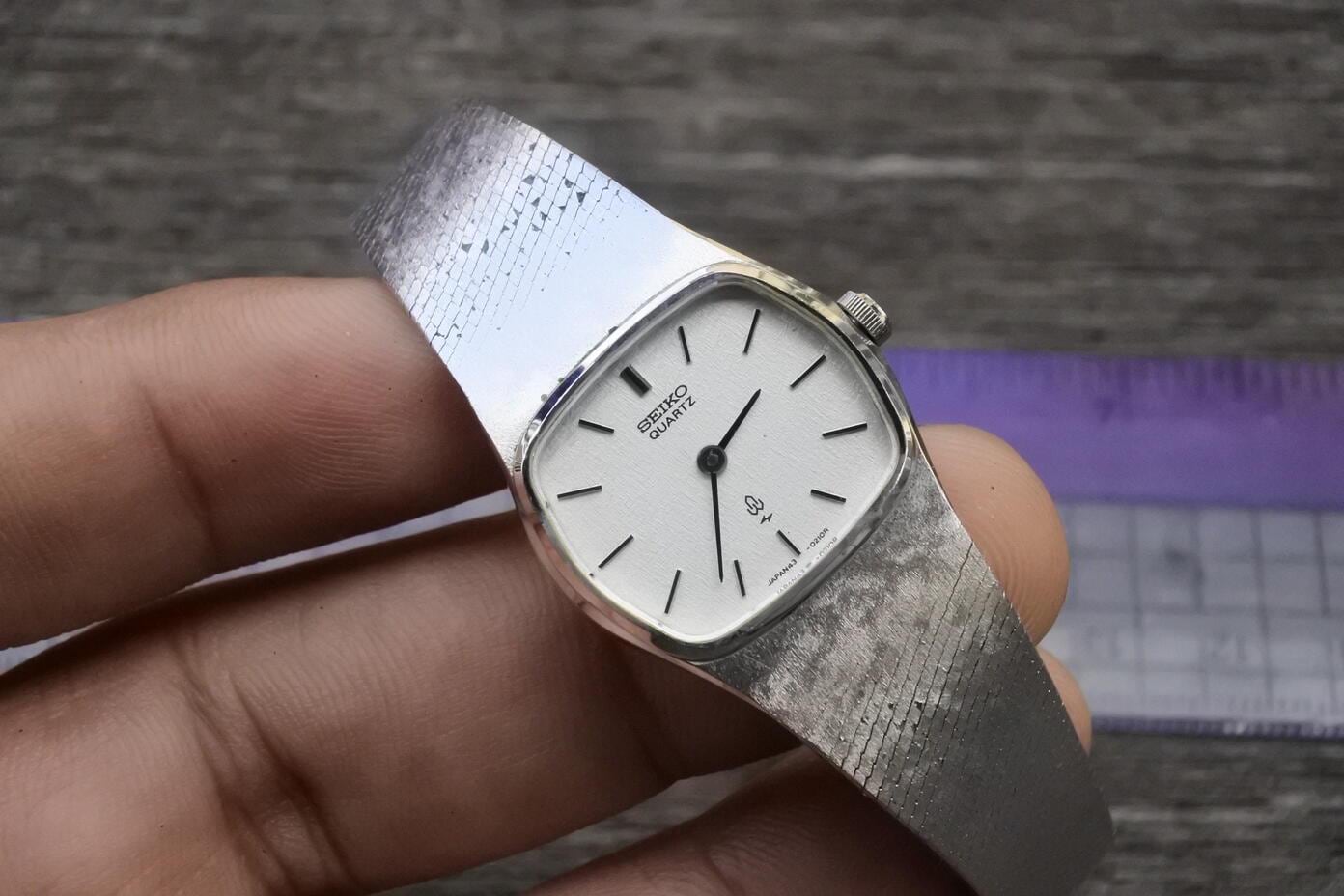 Vintage Seiko Gold Plated 43 3120 Integrated Bracelet Lady Quartz