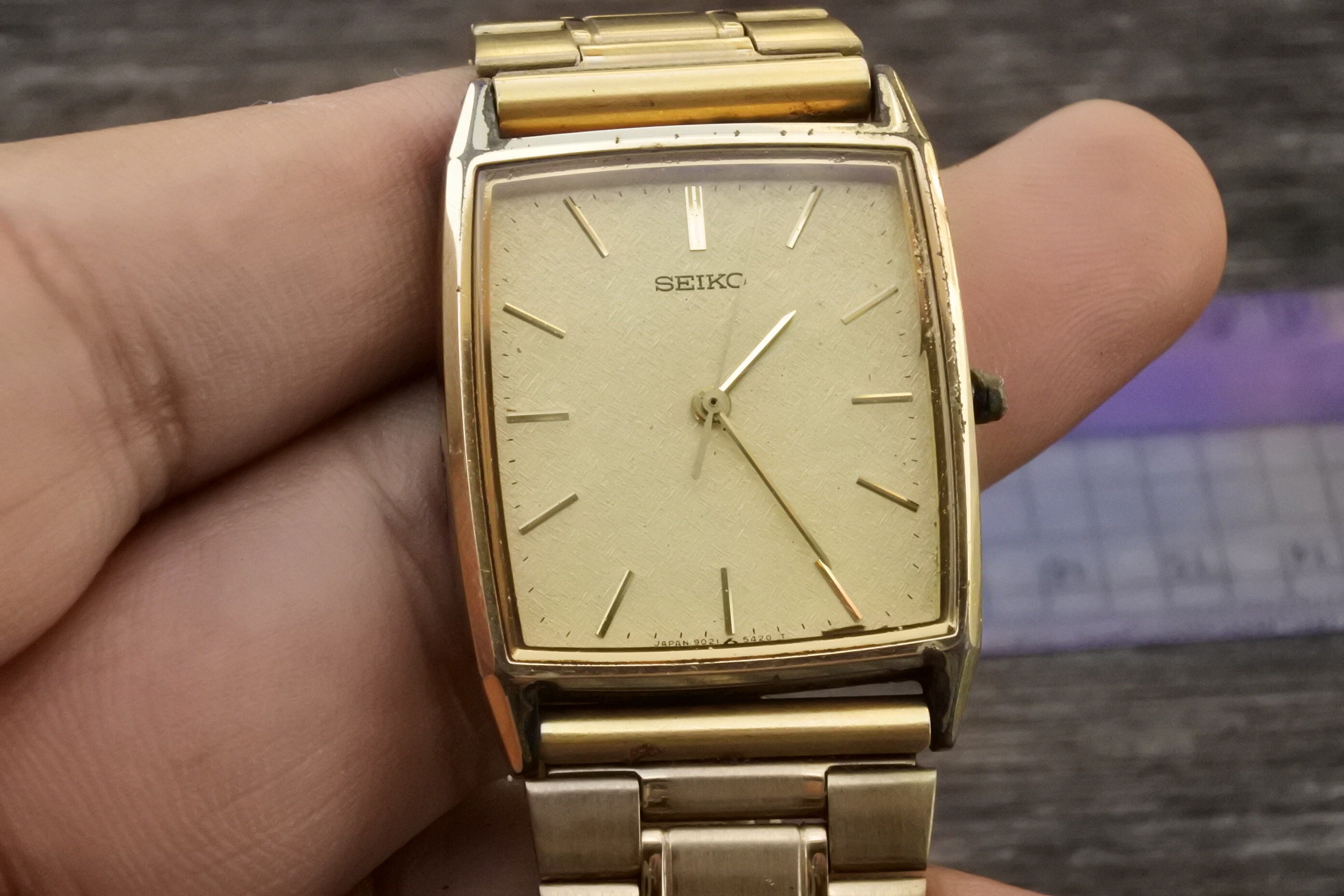 Vintage Seiko Gold Plated 9021 5340 Yellow Dial Men Quartz Watch