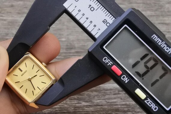 Vintage Seiko 4N21 5090 Yellow Dial Lady Quartz Watch Japan Square