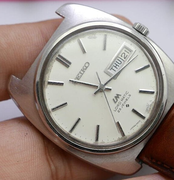 ❤︎SEIKO LM LORD MATIC 23石 自動巻き 5606-7130 Vintage Seiko Lordmatic LM 5606 7130 White Dial Men Automatic