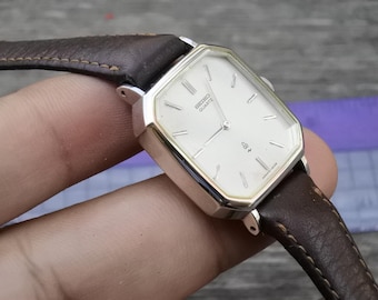 Vintage Seiko Gold Plated 16 6030 White Dial Lady Quartz Watch Japan Octagonal Shape 23mm