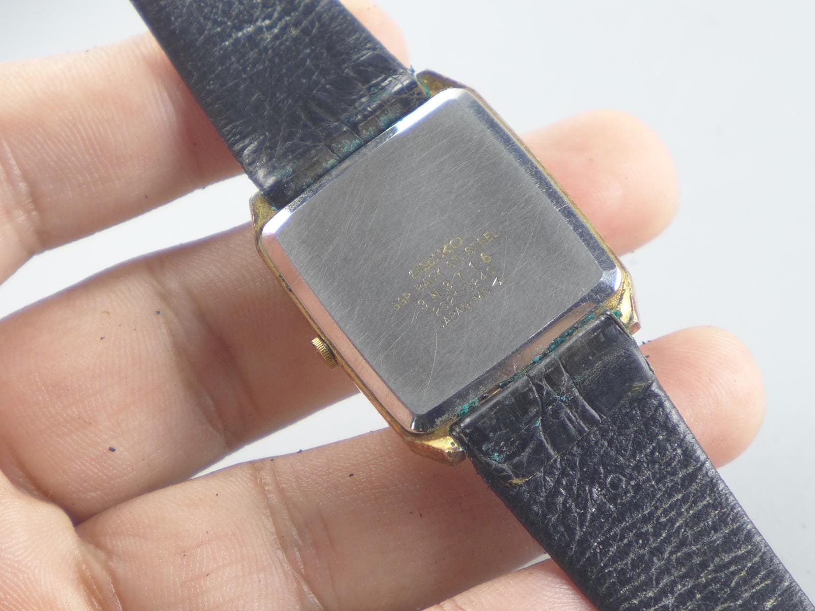 Vintage Seiko Gold Plate 2621 5240 Yellow Dial Men Quartz Watch
