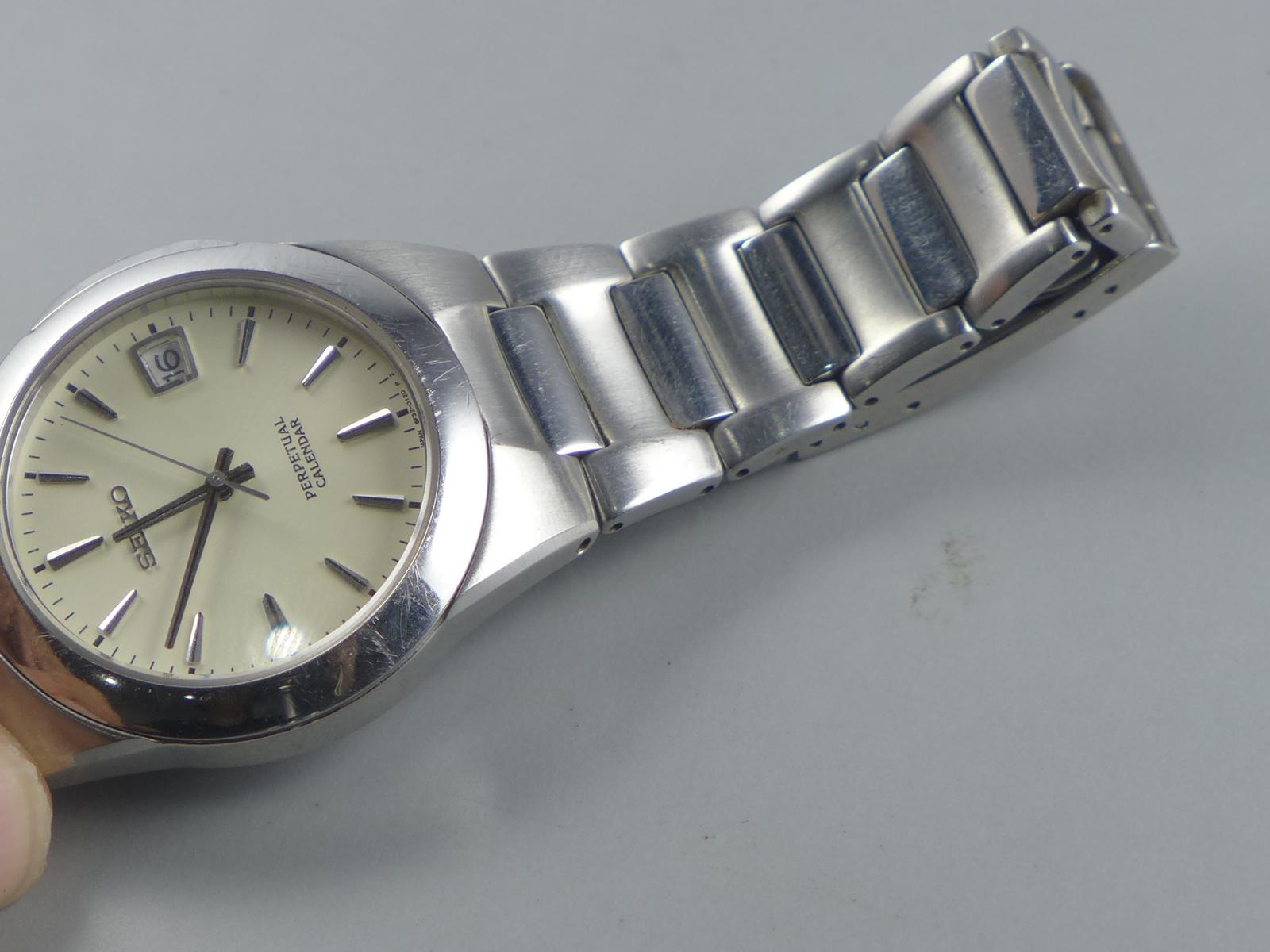 Vintage Seiko Perpetual Calendar 8F32 0130 Integrated Bracelet Men