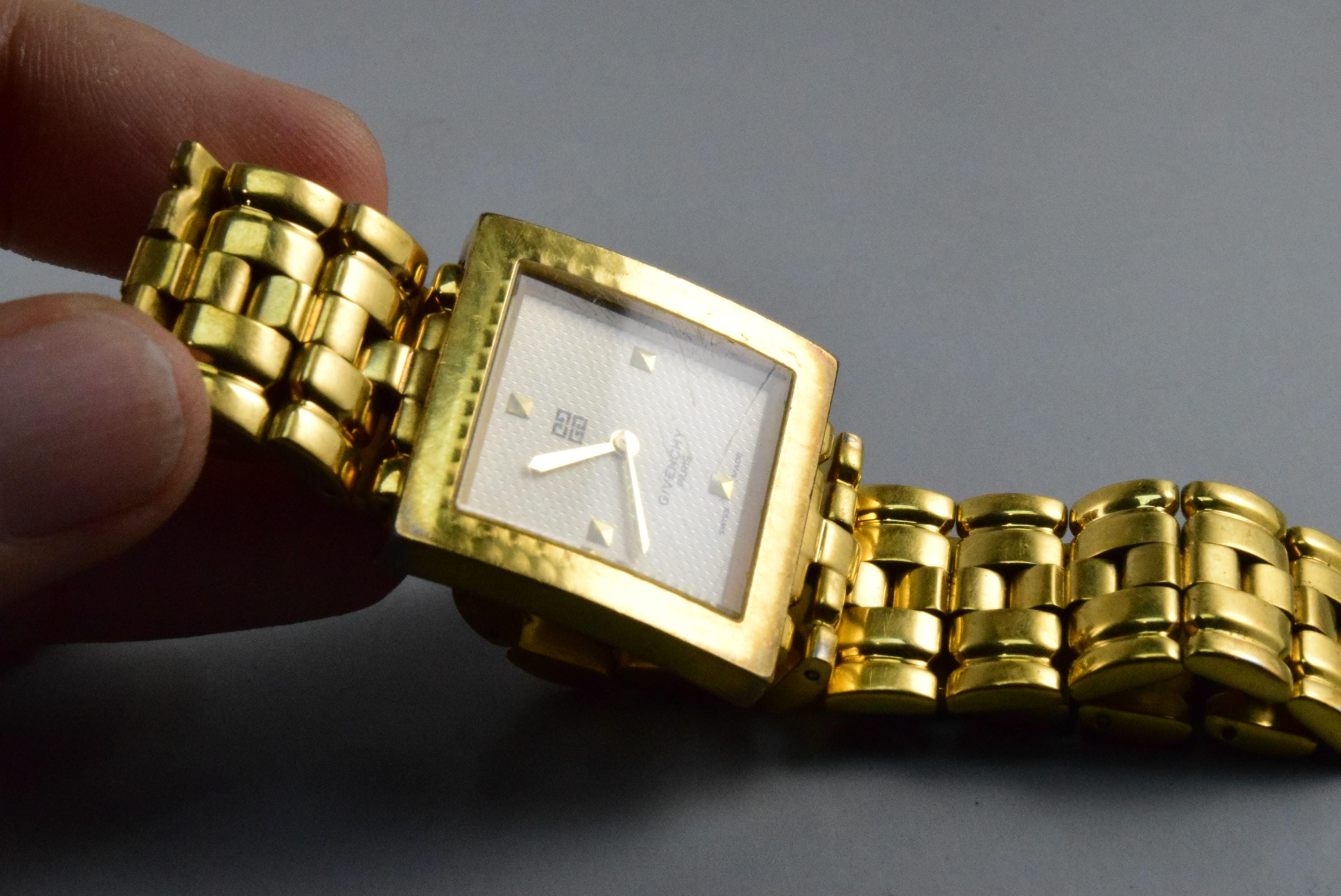 Vintage Givenchy Paris Textured Dial Men Quartz Watch Japan JDM