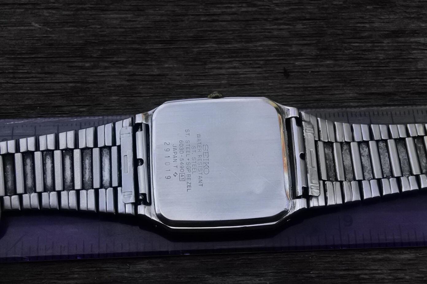 Vintage Seiko 6030 5490 Gray Dial Men Quartz Watch Japan JDM