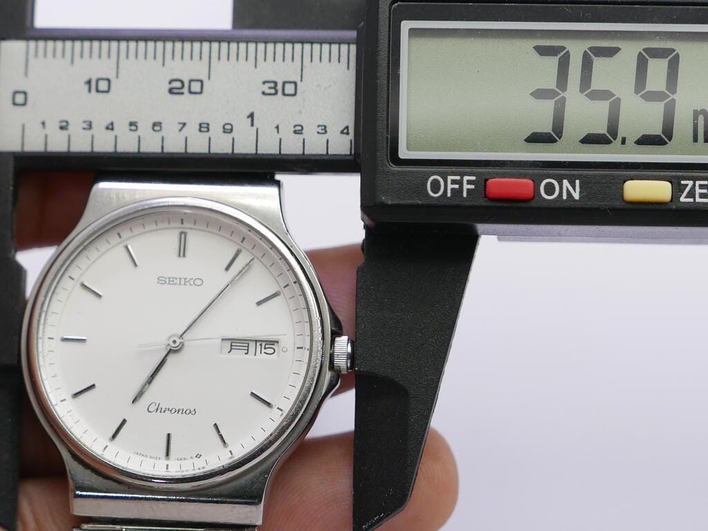 Vintage Seiko Chronos 5H23 6B70 White Dial Men Quartz Watch Japan