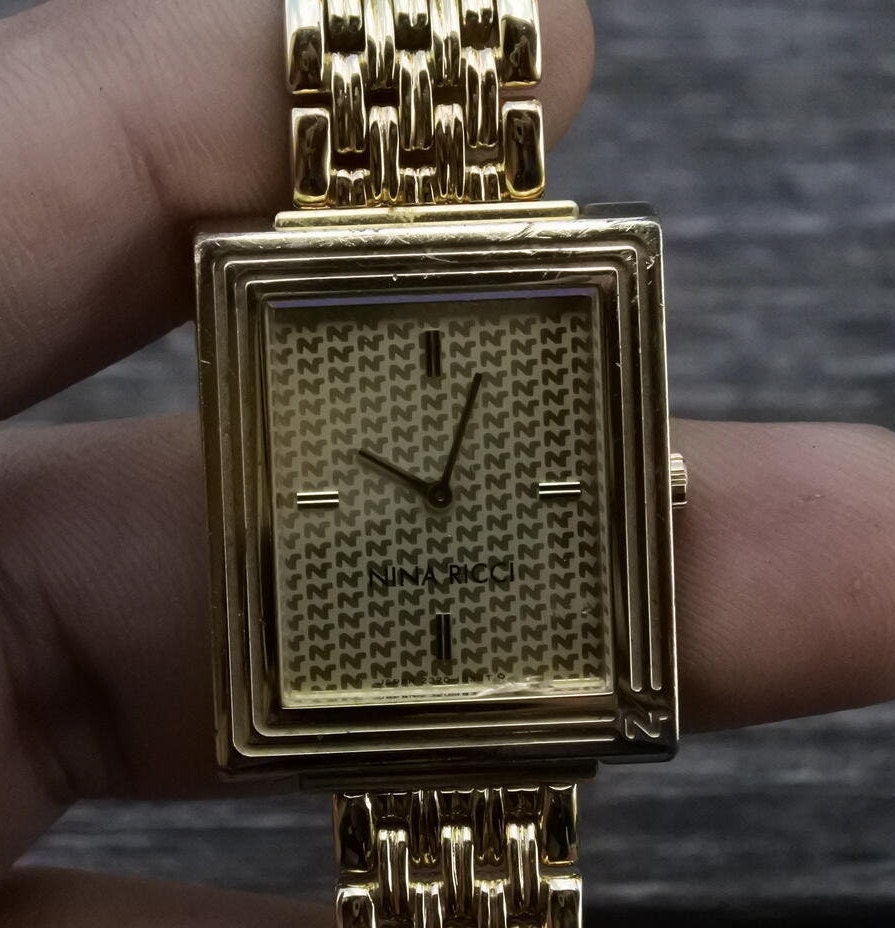 Nina ricci watches hotsell