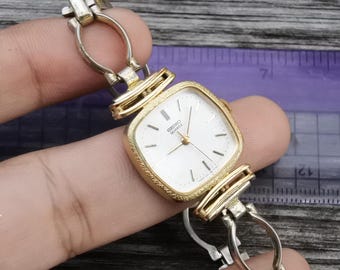 Vintage Seiko Gold Plated 1320 5140 Yellow Dial Lady Quartz Watch