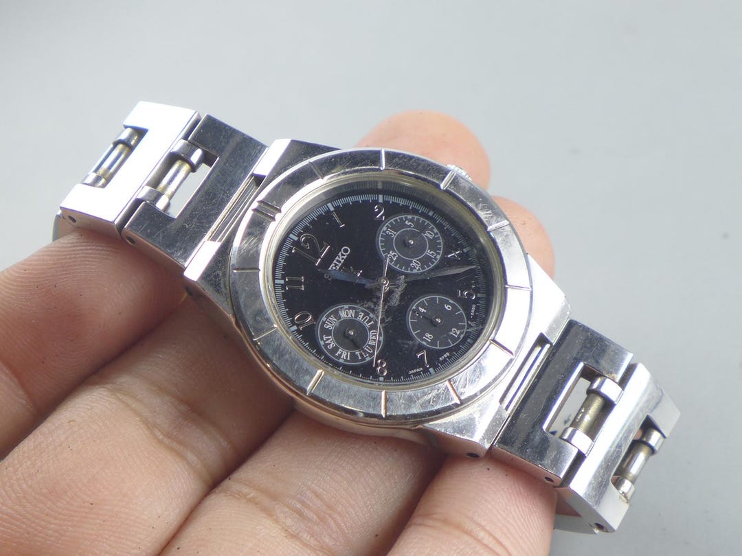 Vintage Seiko Lukia 5Y89 0B30 Black Dial Lady Quartz Watch Japan