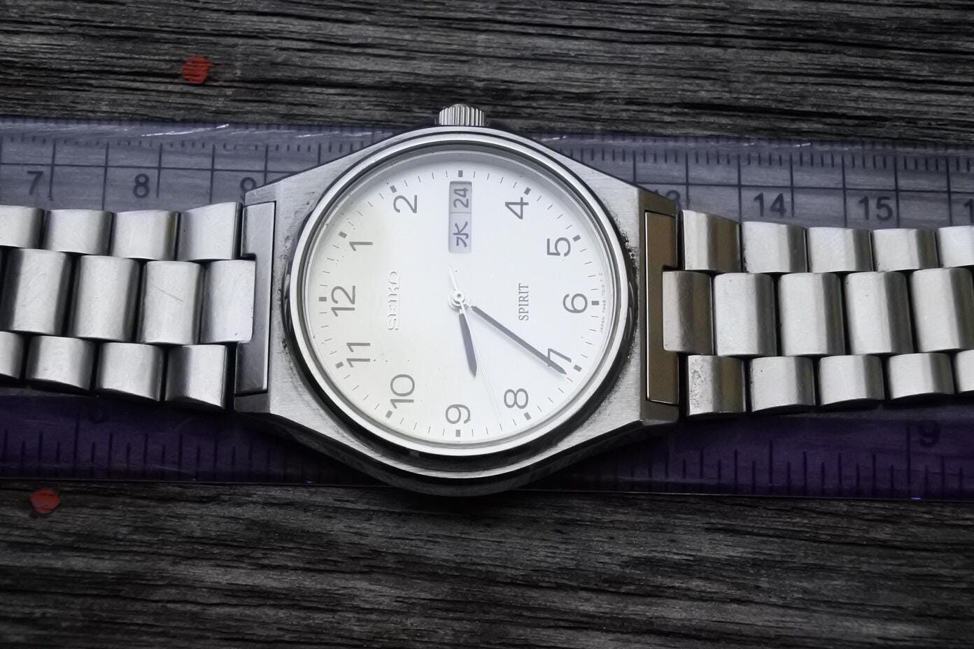 Vintage Seiko Spirit 7N48 7000 Silver Dial Men Quartz Watch Japan