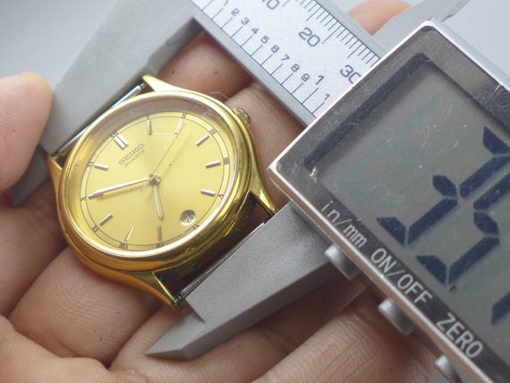 Vintage Seiko V722 6B20 Golden Dial Men Quartz Watch Japan JDM