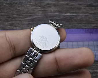 Seiko Exceline 3F31‑5A30 シルバー Seiko Exceline 3F31‑5A30 シルバー Seiko Exceline 3F31‑5A30