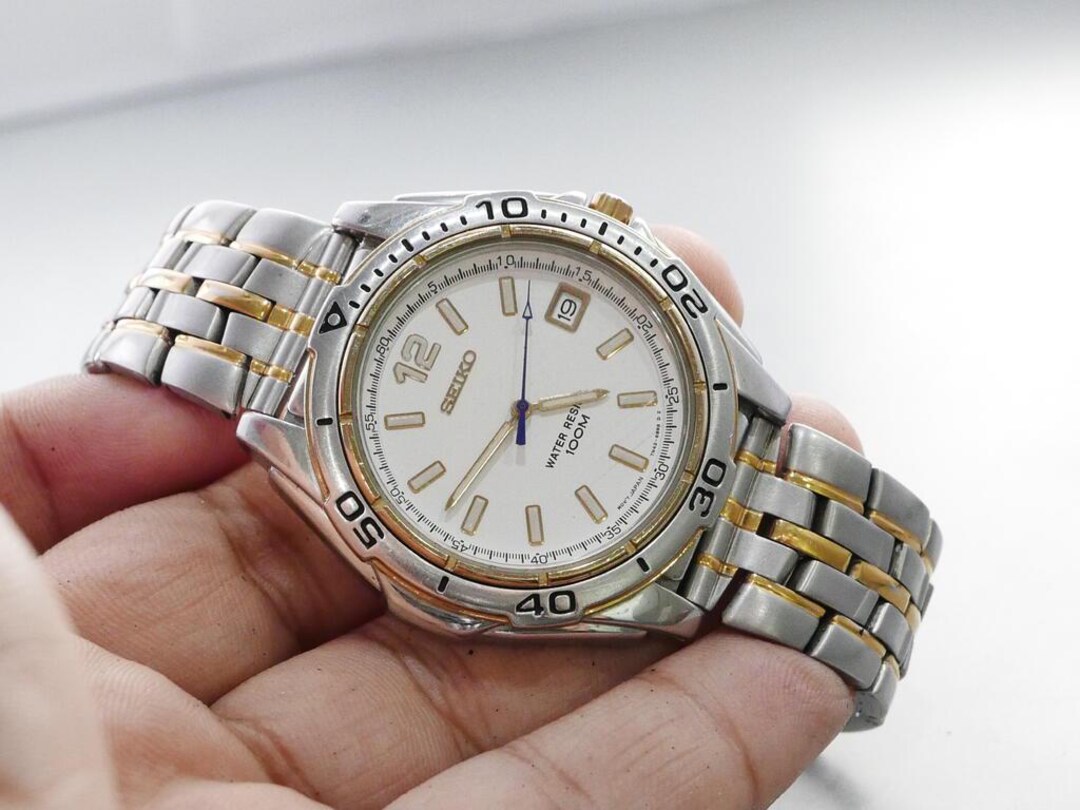 Vintage Seiko Driver 7N42 6B40 White Dial Men Quartz Watch Japan