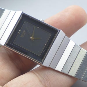 Vintage Seiko 7321 5600 Gray Dial Men Quartz Watch Japan JDM
