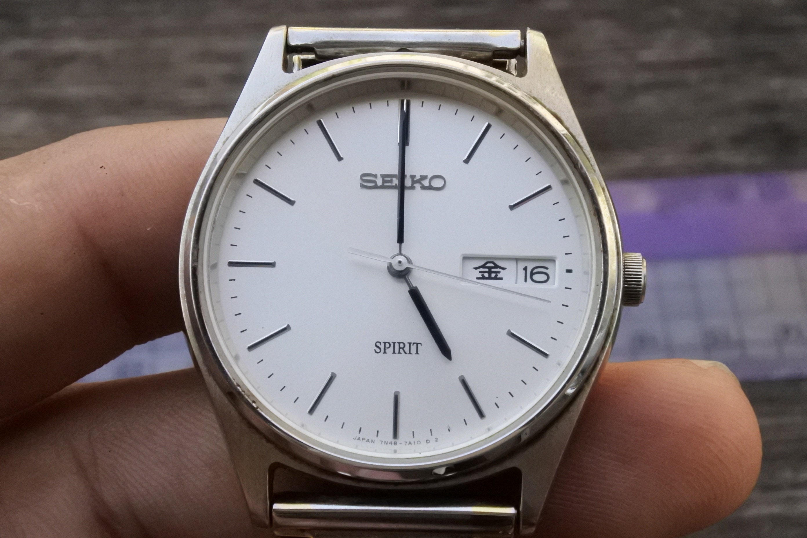Vintage Seiko Spirit 7N43 7A00 White Dial Men Quartz Watch Japan