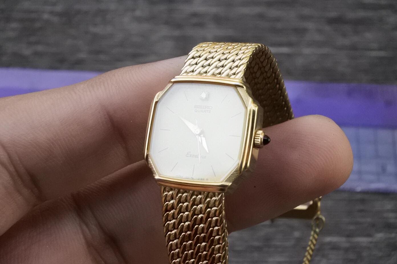 Vintage Seiko Gold Plated 1221 5080 Integrated Bracelet Lady