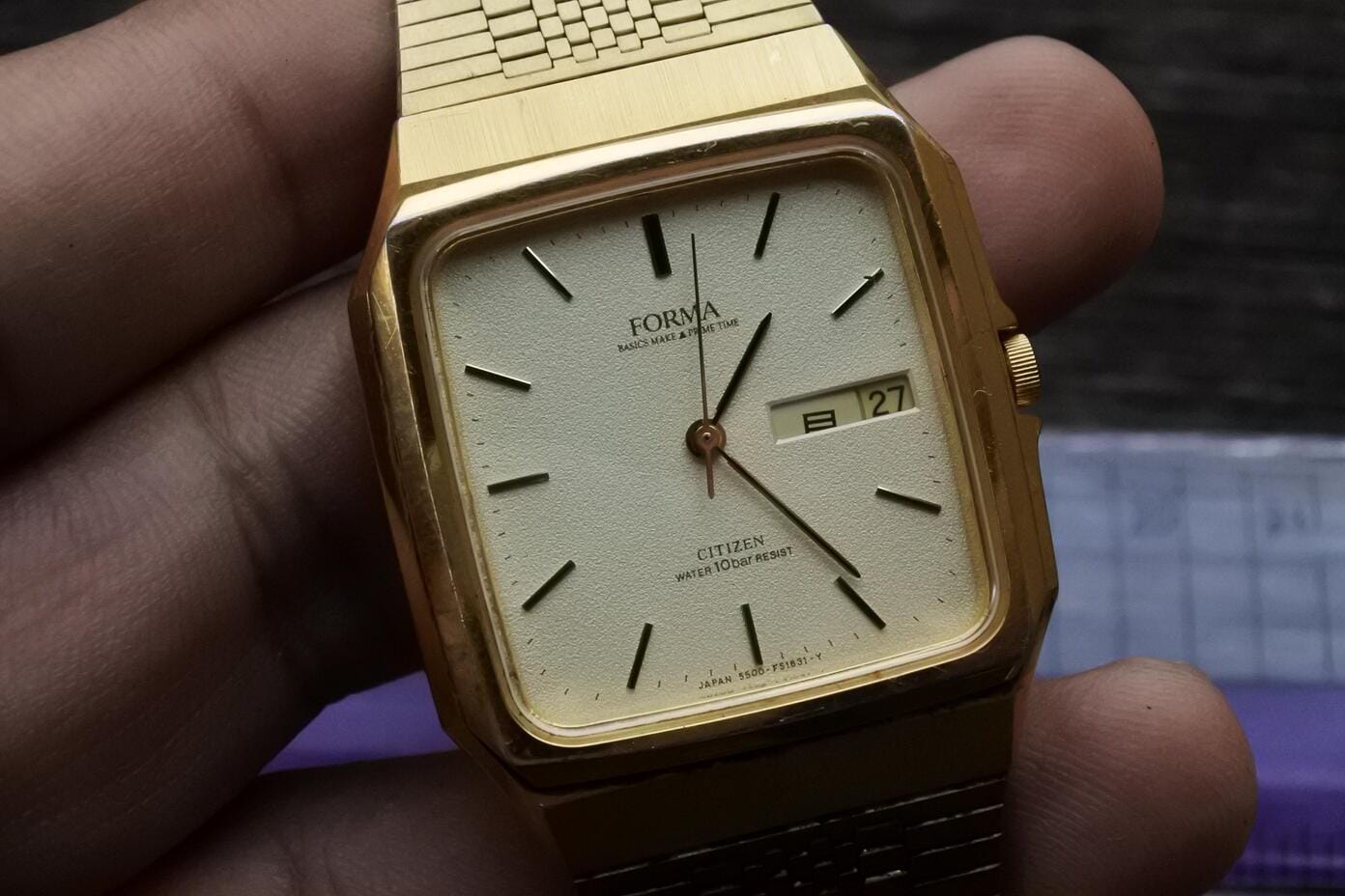 Vintage Citizen Forma 5500 Texture Dial Men Quartz Watch Japan JDM