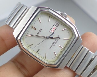 Vintage 1981 [NEAR MINT] Seiko Dolce 6020-5970 10K Gold Roman