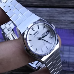 Vintage Seiko Type II 7546 8070 White Dial Men Quartz Watch