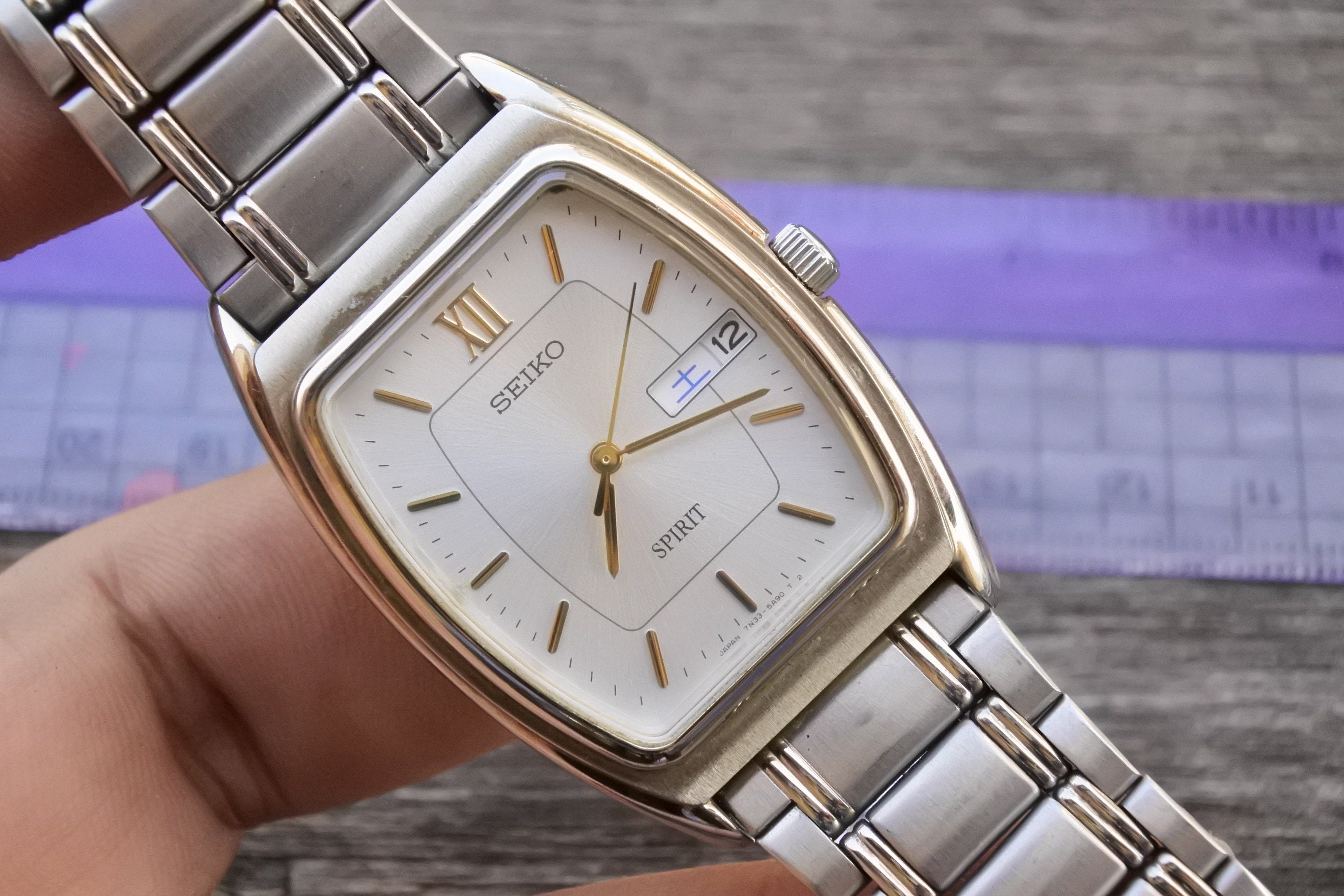 不動 ジャンク品 ヴィンテージSEIKO SPIRIT ローマ数字 タンク Seiko