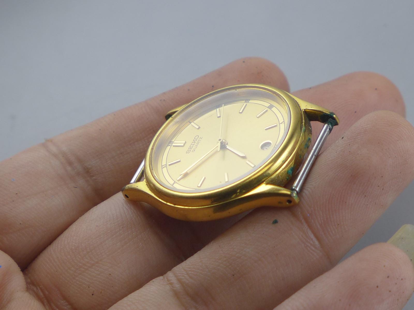 Vintage Seiko V722 6B20 Golden Dial Men Quartz Watch Japan JDM