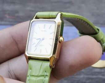 Vintage Seiko Spirit 4N21 5190 Yellow Dial Lady Quartz Watch Japan