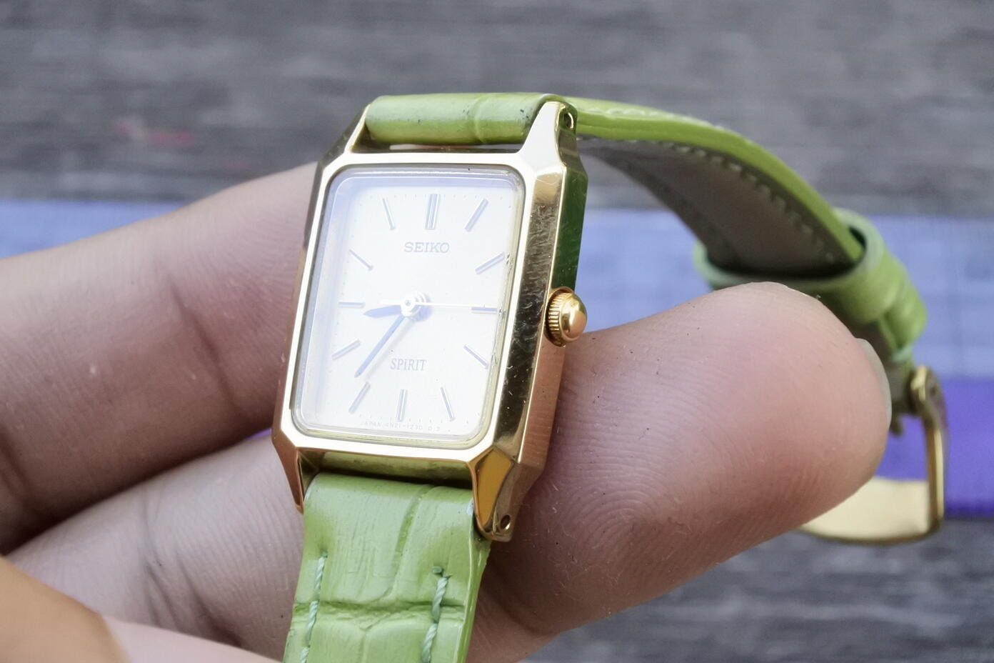 Vintage Seiko Spirit 4N21 5190 Yellow Dial Lady Quartz Watch Japan