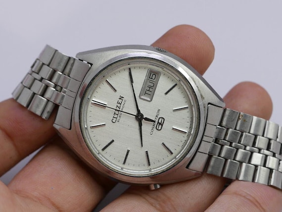 Vintage Citizen Electronic Cosmotron KANJI DATE White Dial Men