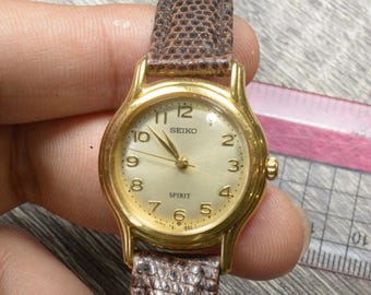 Vintage Seiko Spirit 1F21 5B20 Silver Dial Lady Quartz Watch
