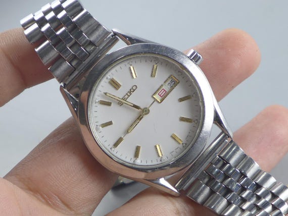 Vintage Seiko 7N43 9080 White Dial Men Quartz Watch Japan JDM