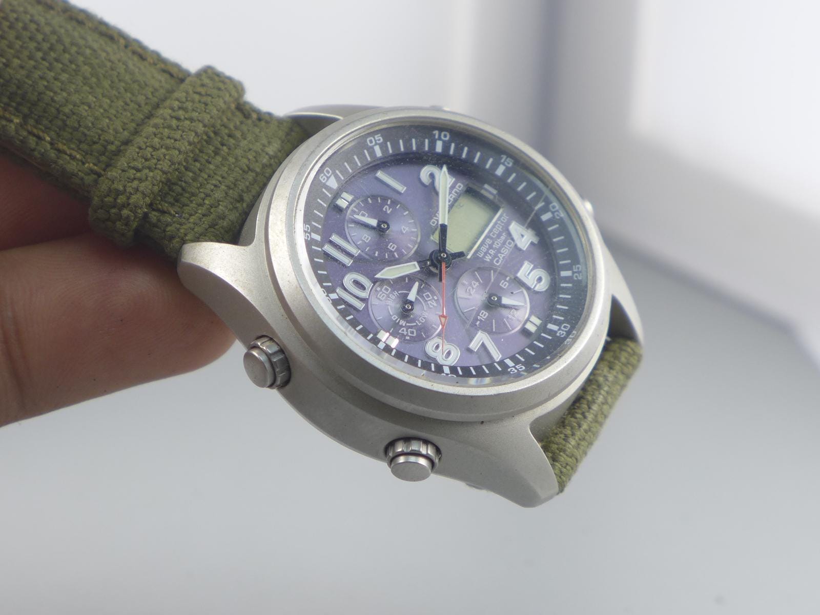 カシオ WAVE CEPTOR OVERLAND OVW-500BJ Vintage Casio Overland Waveceptor Solar 3781 OVW 500BJ Titanium