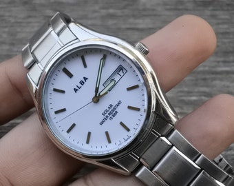 Vintage Seiko Alba Solar Energy White Dial Kanji Day Date V158
